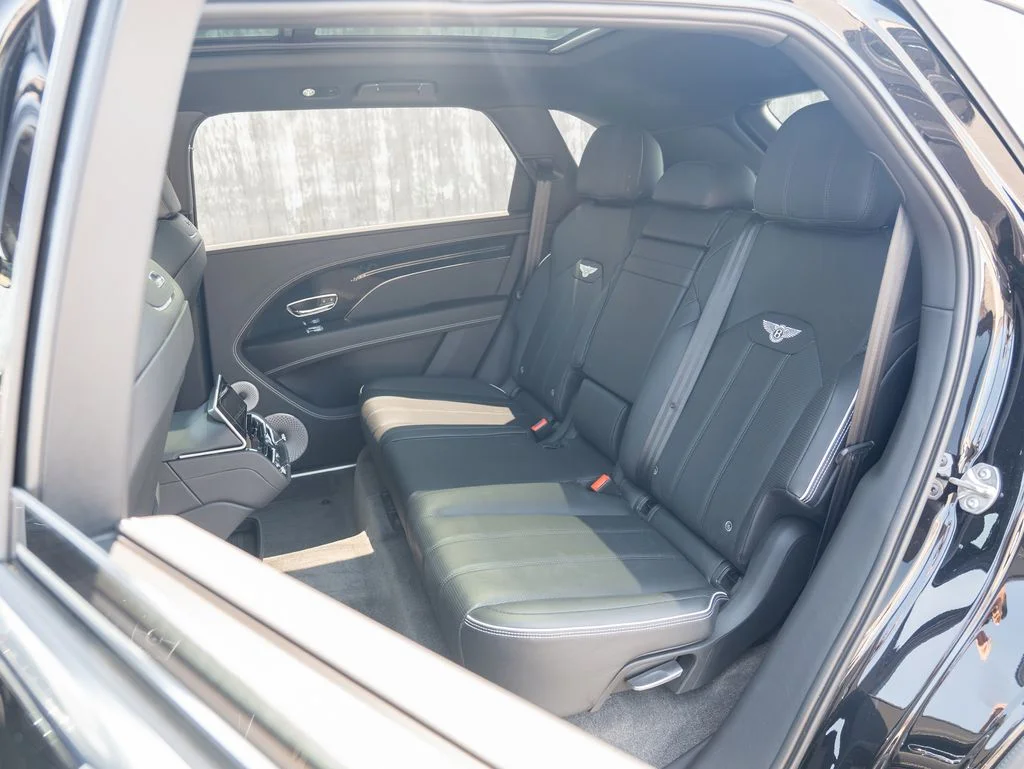 Used 2024 Black Bentley  image 35