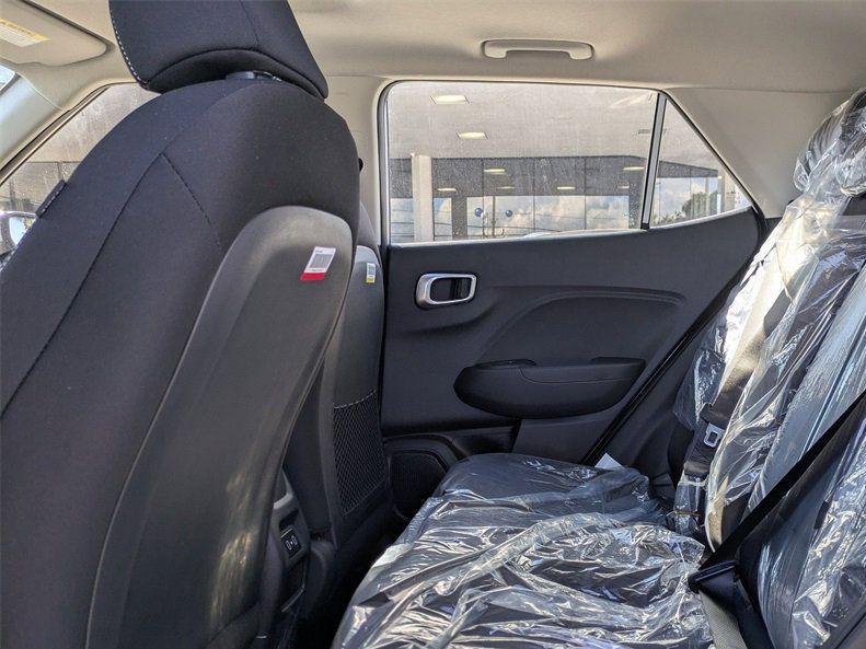New 2026 Silver Hyundai SEL image 13