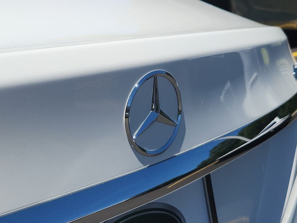 Used 2016 Polar White Mercedes-Benz C 300 image 31