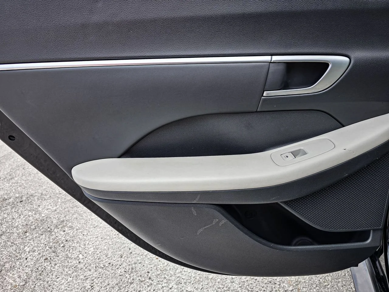 Used 2024  Hyundai SEL image 28