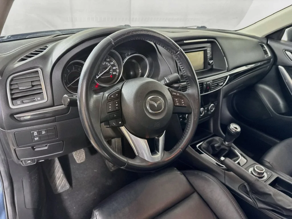 Used 2015 Blue Mazda i Touring image 9