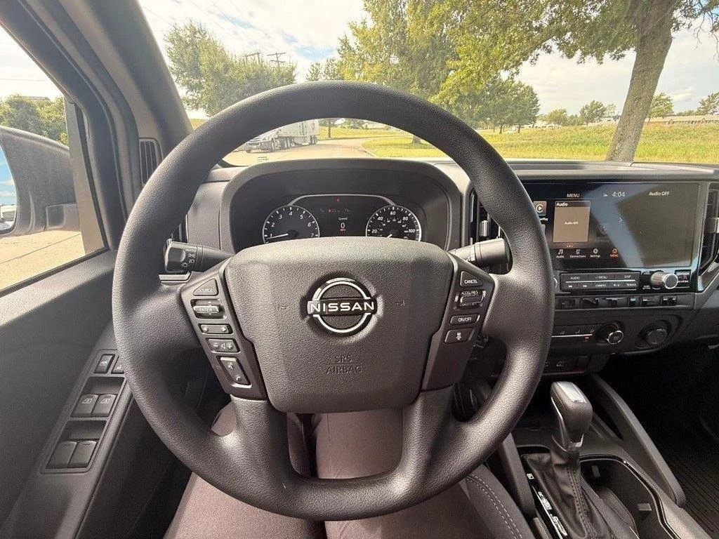 2026 Nissan Frontier SV - Photo 10
