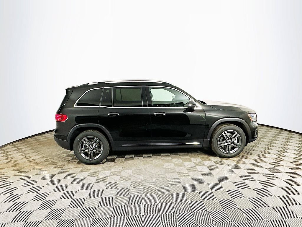 New 2026 Night Black Mercedes-Benz GLB 250 image 37