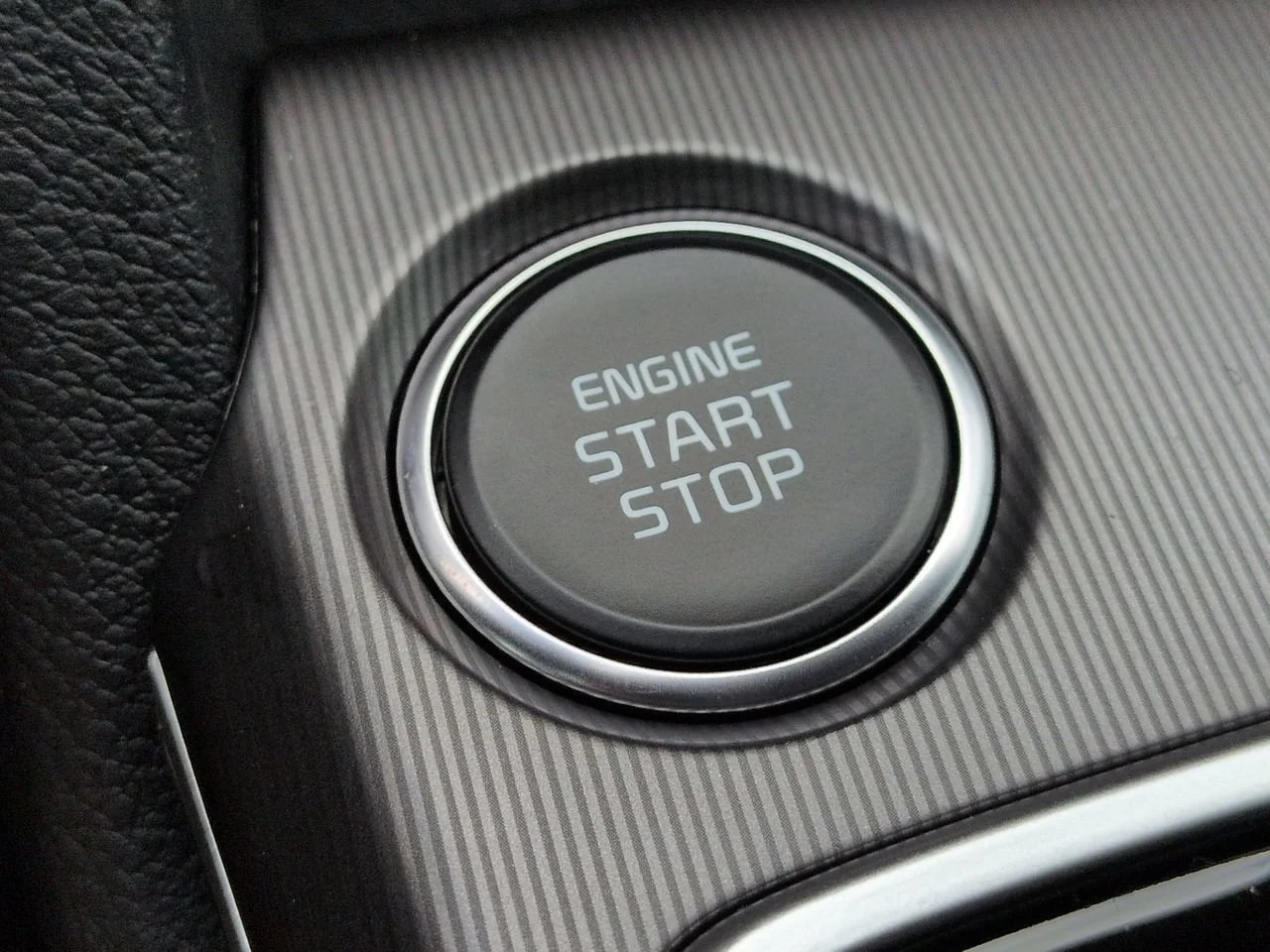 New 2027 Wolf Gray Kia EX image 34