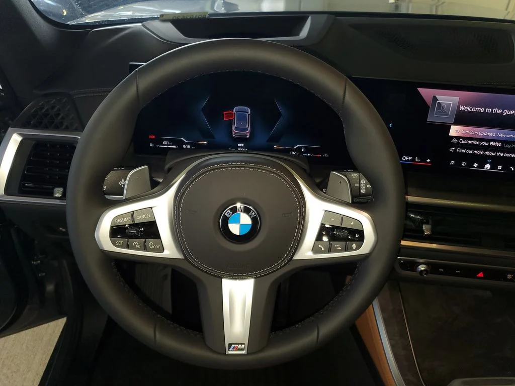 Used 2026 Gray BMW sDrive40i image 18
