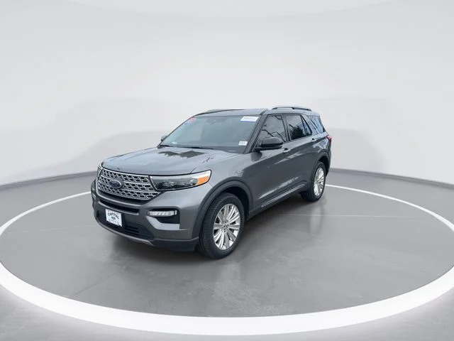Used 2021 Gray Ford Limited image 2