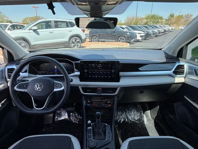 New 2026 Green Volkswagen 1.5T SE image 10
