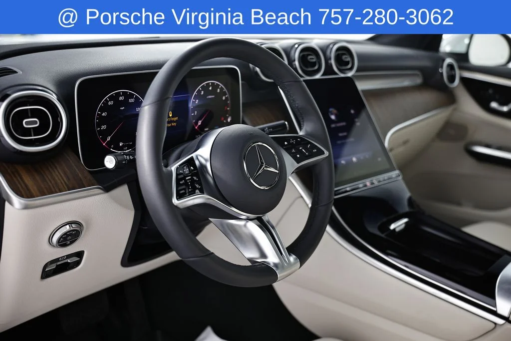 Used 2025 White Mercedes-Benz GLC 300 image 4