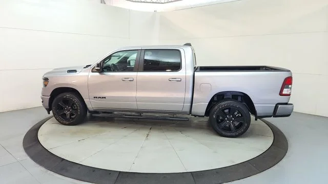 Used 2022 Silver Ram Big Horn/Lone Star image 6