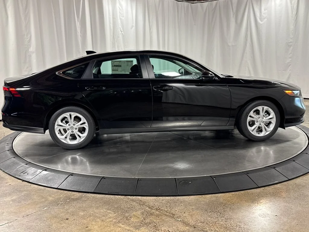 New 2026 Crystal Black Pearl Honda LX image 6
