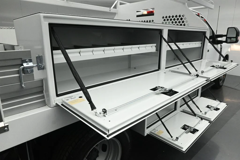 New 2025 White Ford XL image 26