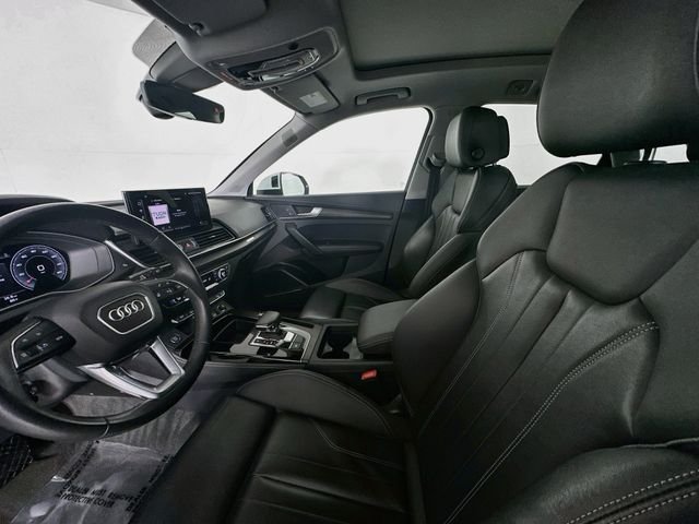 Used 2024  Audi 45 S line Premium image 20
