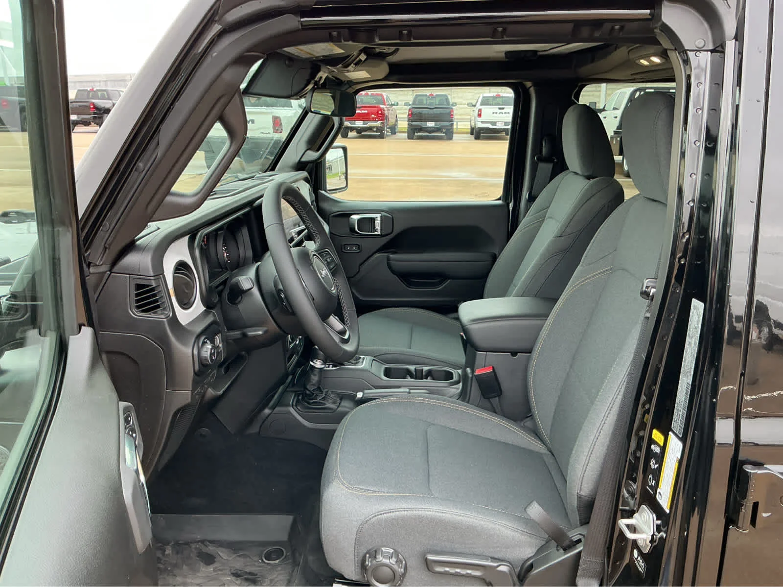 2025 Jeep Gladiator Sport S - Photo 14