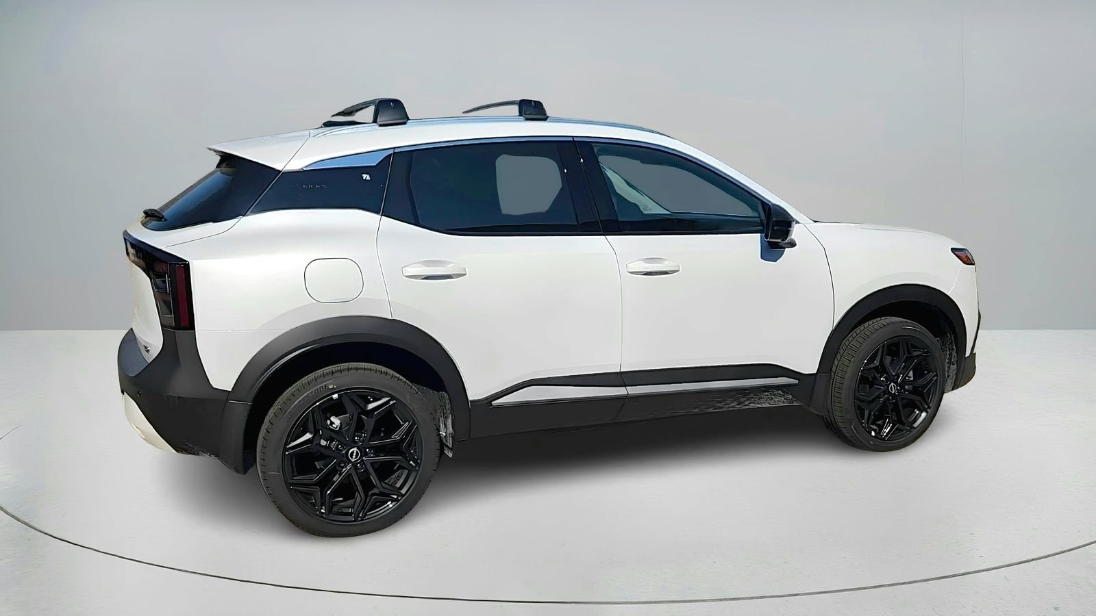 New 2026 White Nissan SR image 3