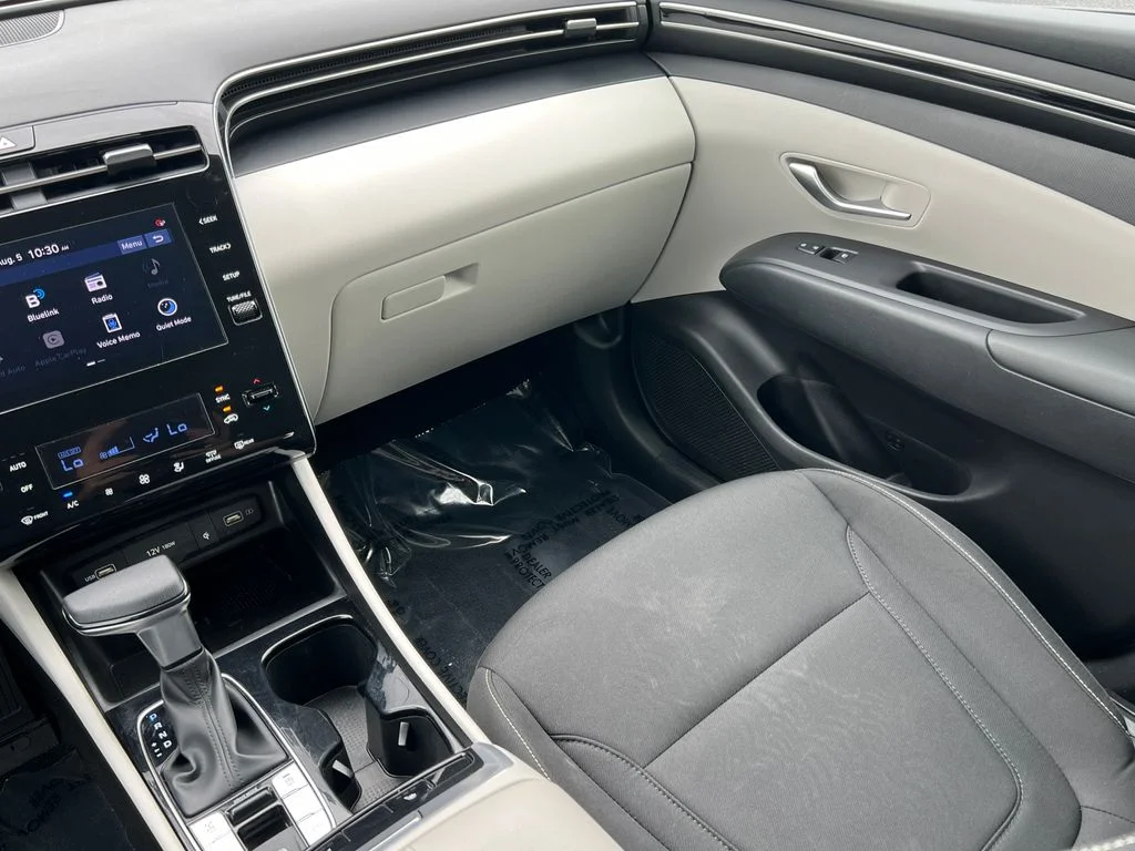 Used 2025 Gray Nissan SV image 30