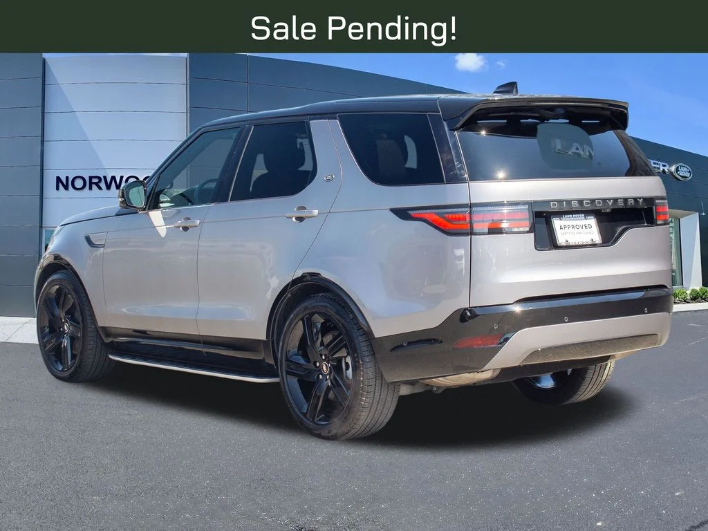 Used 2025 Gray Land Rover Dynamic SE image 6