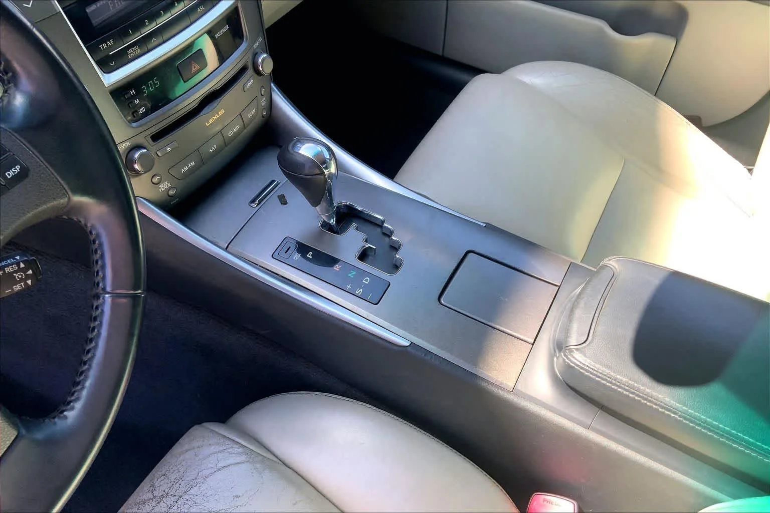 Used 2010 Sil/silver Lexus NA image 16