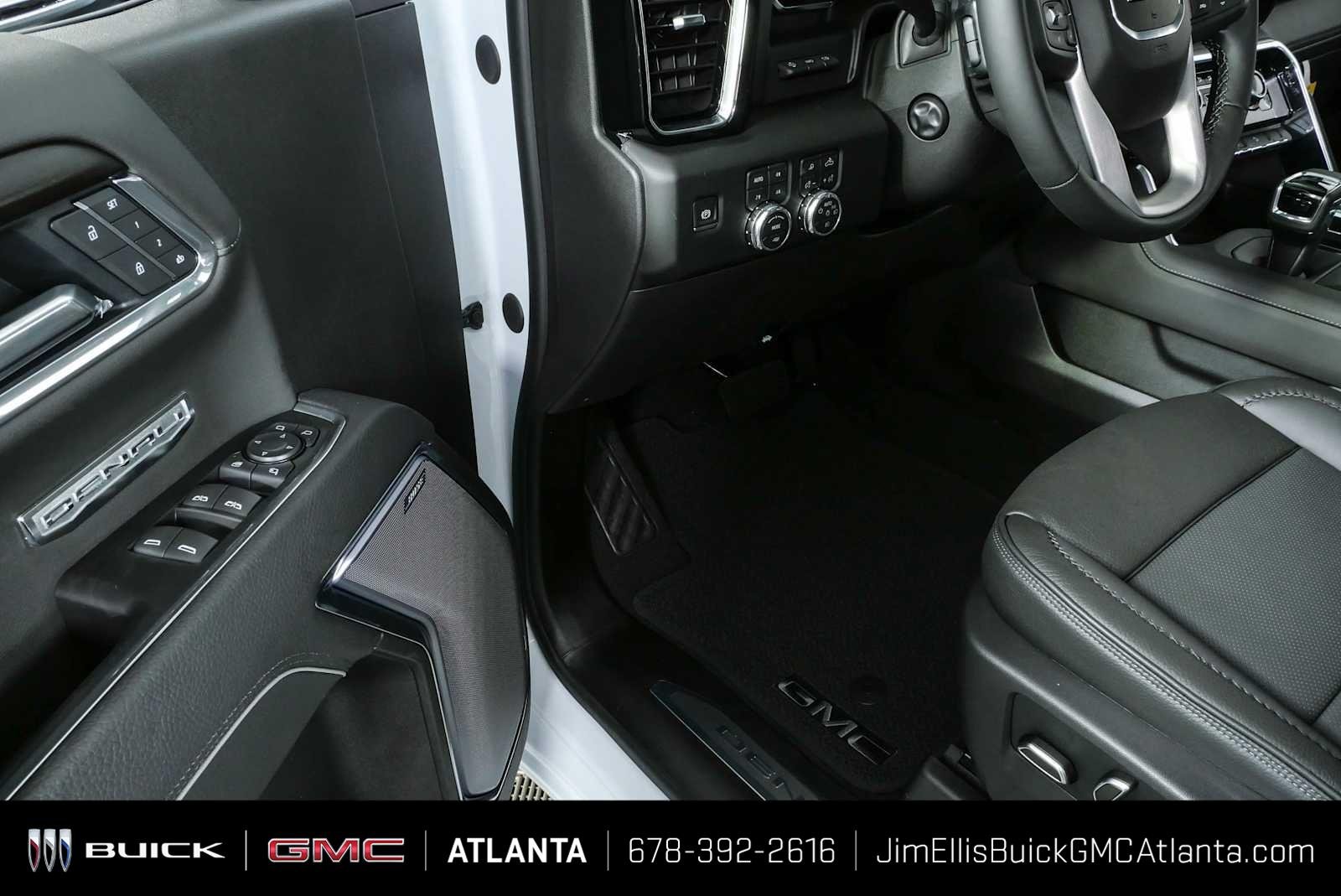 2026 GMC Sierra 1500 Denali - Photo 8