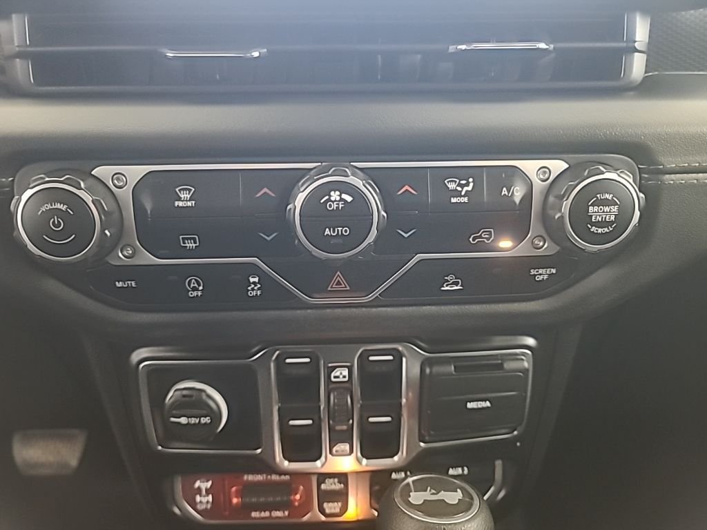 2025 Jeep Wrangler 4-Door Rubicon - Photo 34