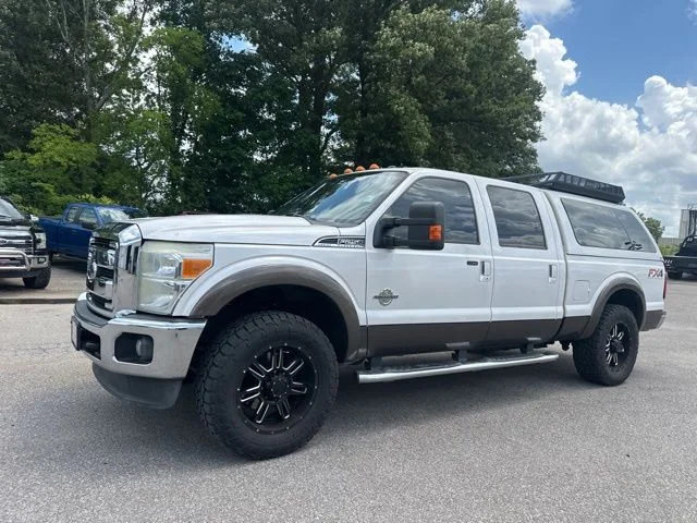 2015 Ford F-250 Lariat 4x4 Crew Cab 156 in's photo