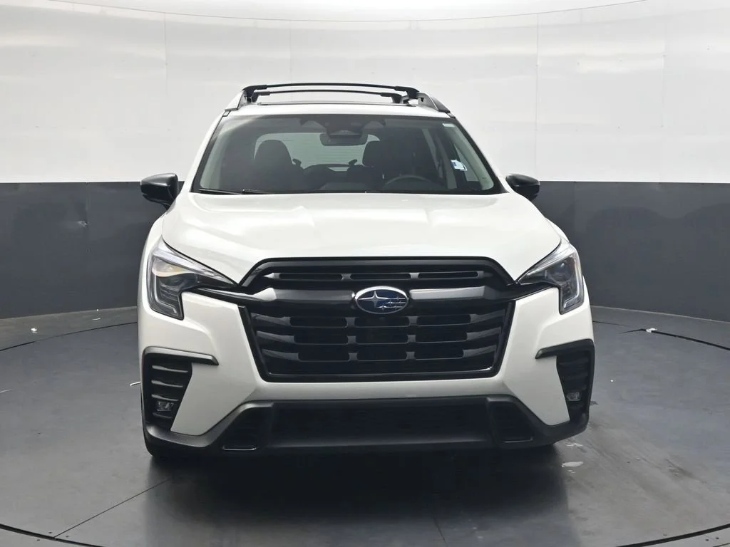 Used 2024 White Subaru Onyx Edition image 13