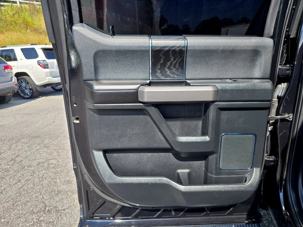 Used 2020 Black Ford Platinum image 47