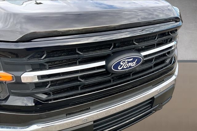 Used 2024 Brown Ford XLT image 28