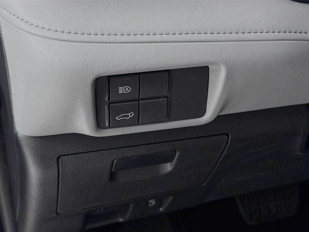 Used 2022 Blueprint Toyota XLE AWD image 10