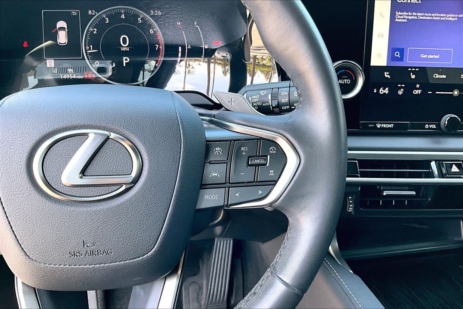 2024 Lexus RX 350 - Photo 23