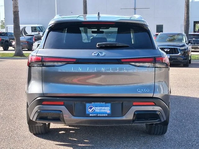 Used 2024 Gray INFINITI LUXE image 4