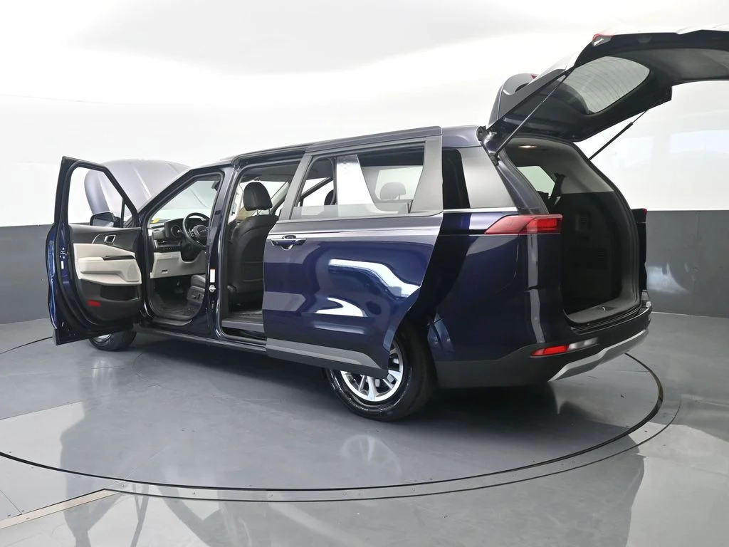 Used 2024 Deep Chroma Blue Kia LX image 75