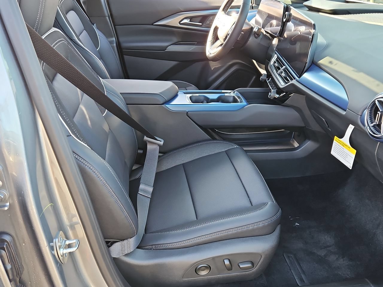 New 2026 Sterling Gray Metallic Chevrolet LT image 28