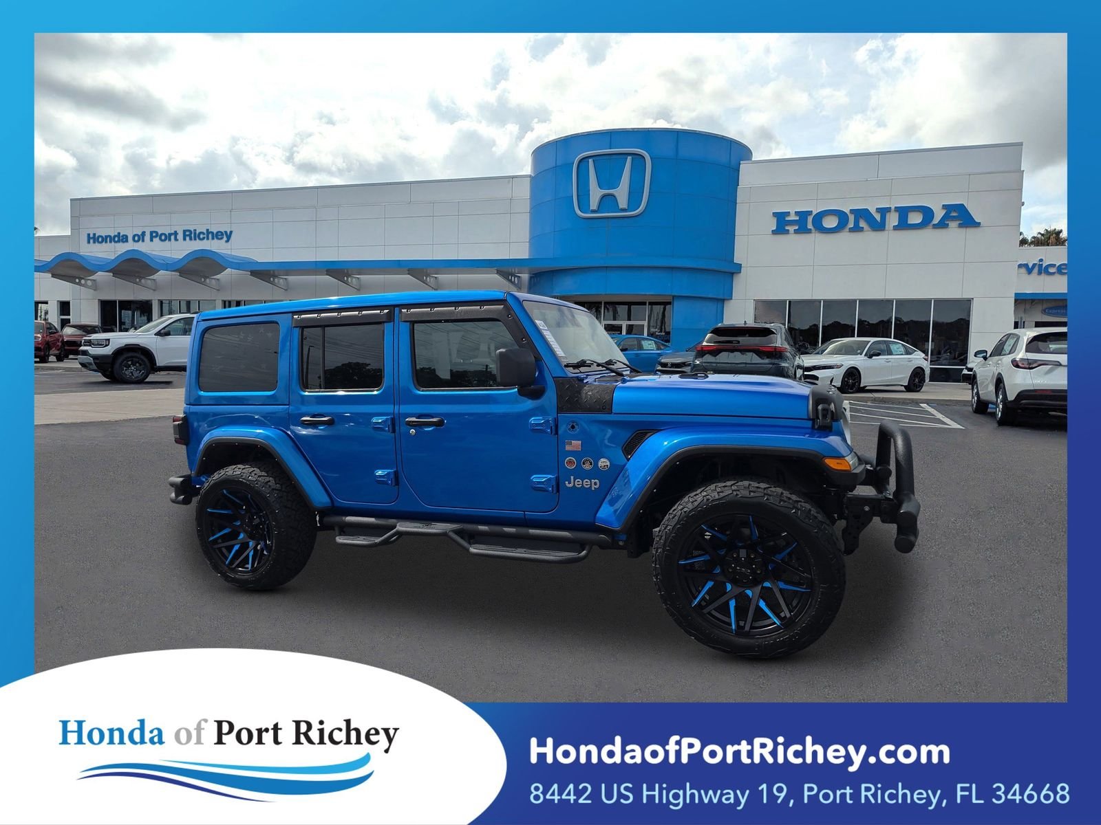 2024 Jeep Wrangler Sahara's photo