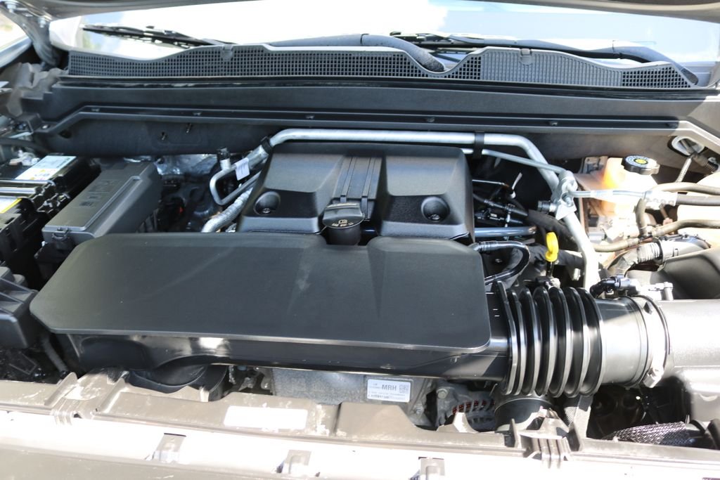 Used 2024 Gray Chevrolet LT image 11