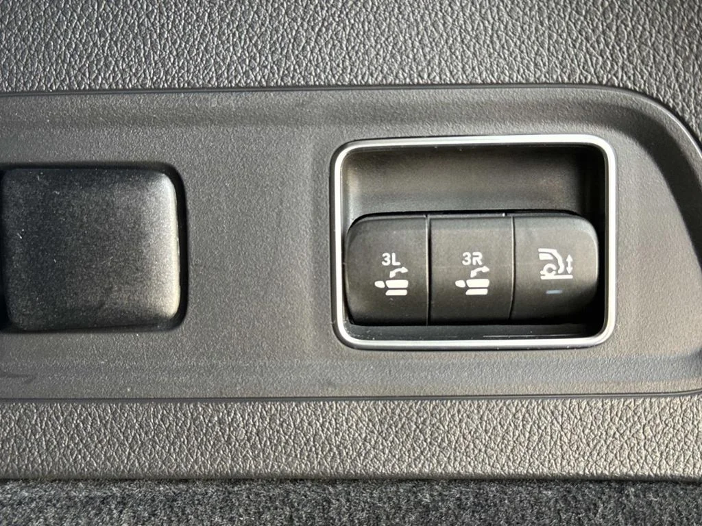 2025 Mercedes-Benz GLS Base - Photo 13