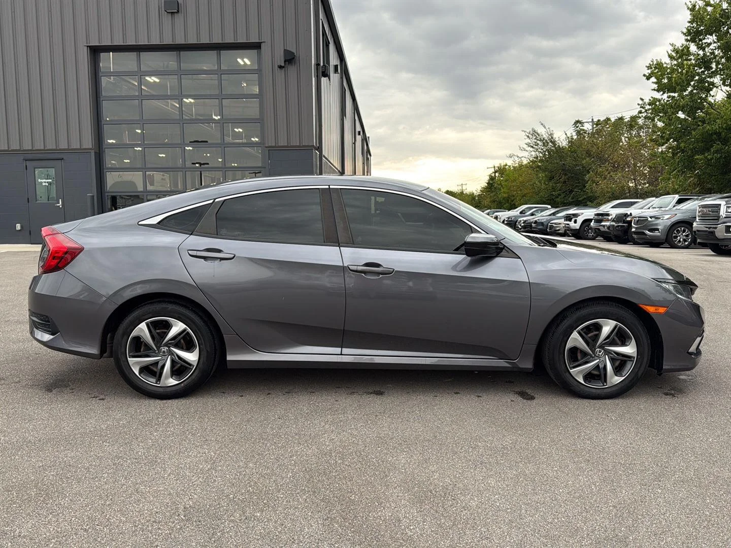 Used 2021 Modern Steel Metallic Honda LX image 2