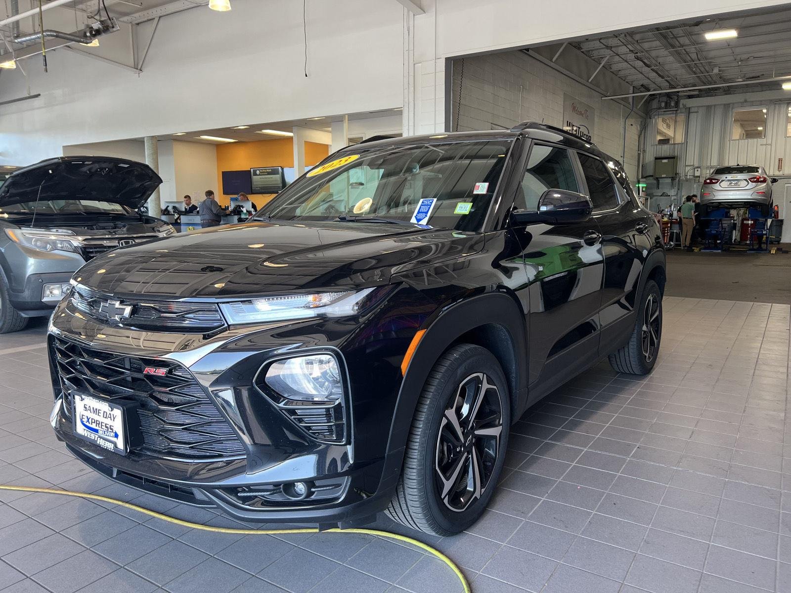 Used 2023 Mosaic Black Metallic Chevrolet RS image 5