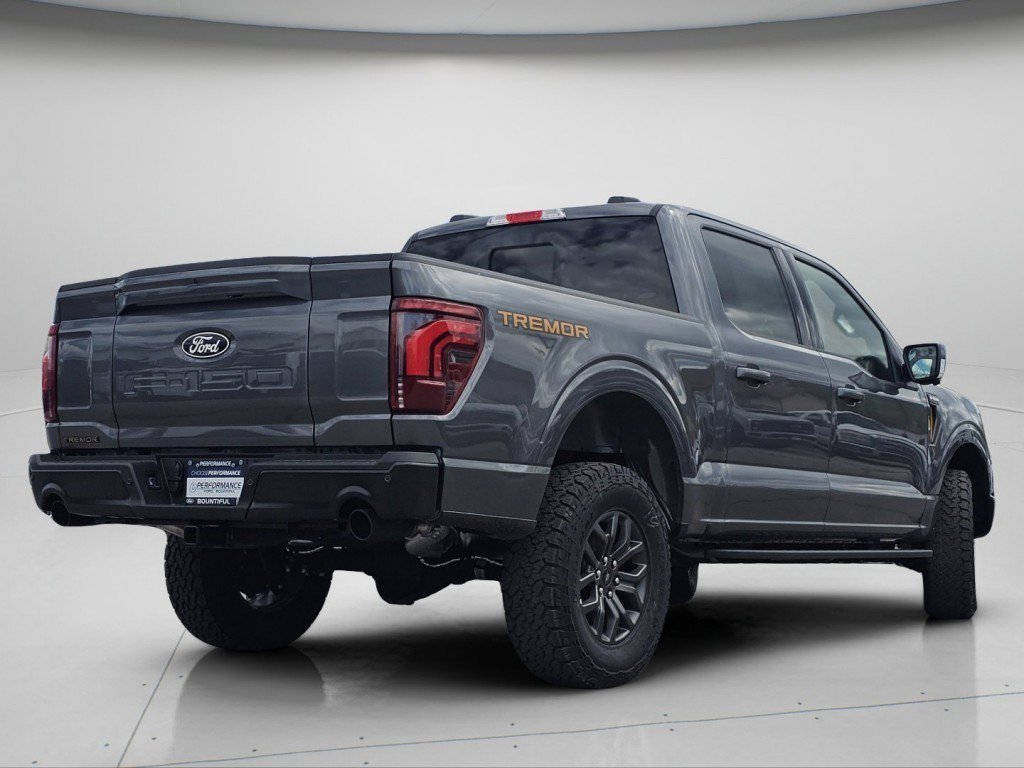 New 2026 Carbonized Gray Metallic Ford Tremor image 26