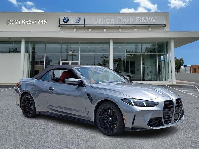 Used 2025 Skyscraper Grey Metallic BMW Competition image 3
