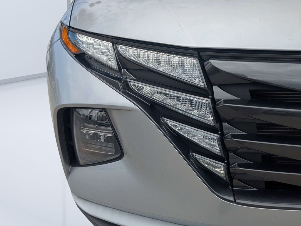 Certified Used 2023 Silver Hyundai SE image 9