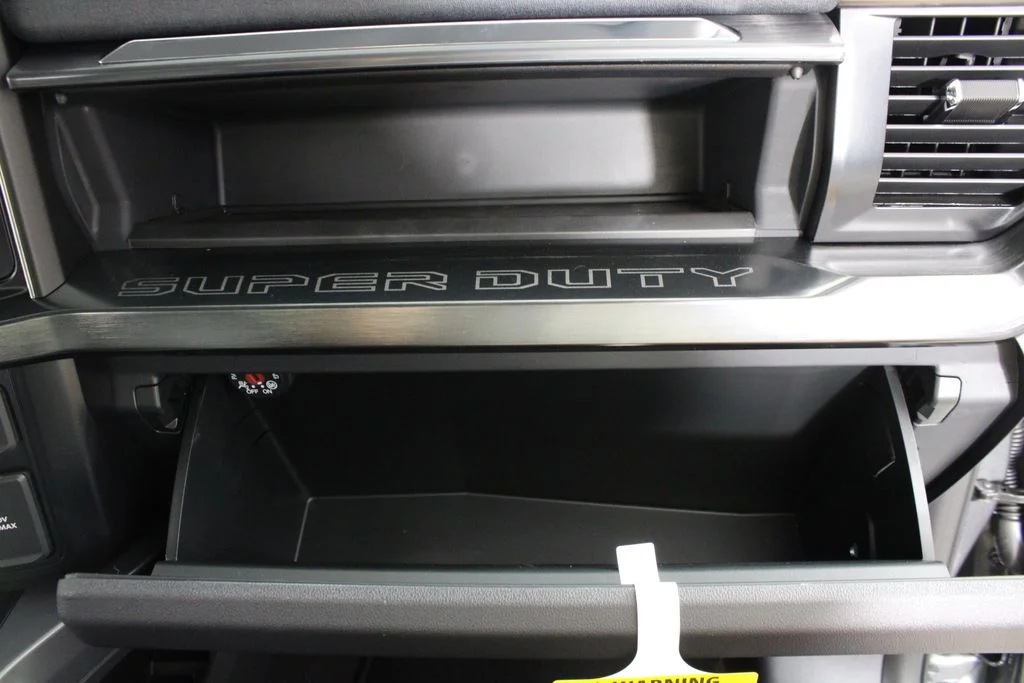 New 2026 Carbonized Gray Metallic Ford Lariat image 17