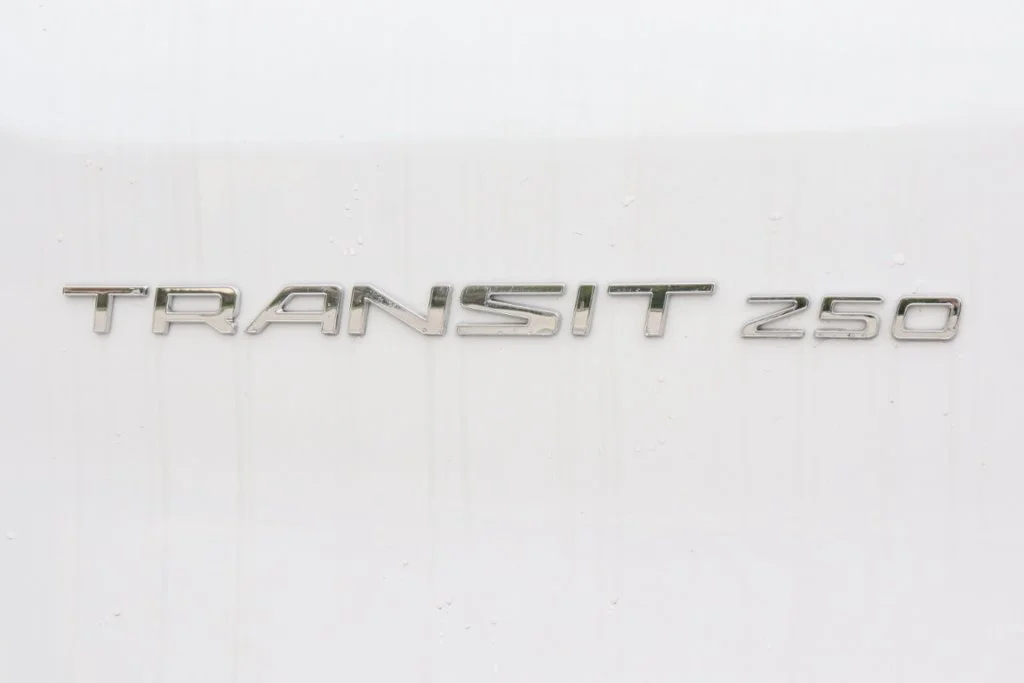 Used 2025 Oxford White Ford Base image 24