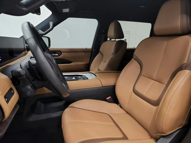 Used 2025 Gray Nissan SL image 19