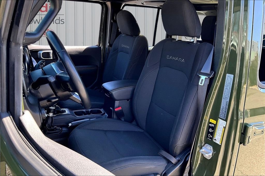 Used 2022 Green Jeep Unlimited Sahara image 21