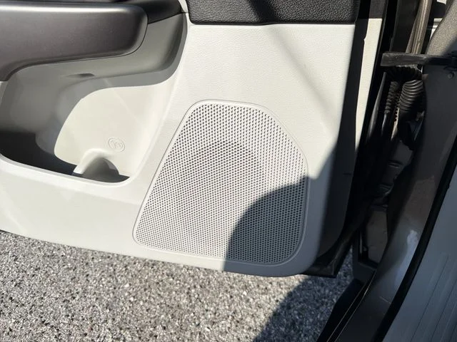 Used 2021 Beige Jeep Latitude Plus image 22