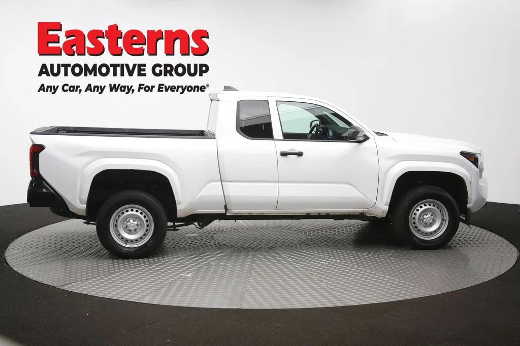 Used 2025 White Toyota SR image 39