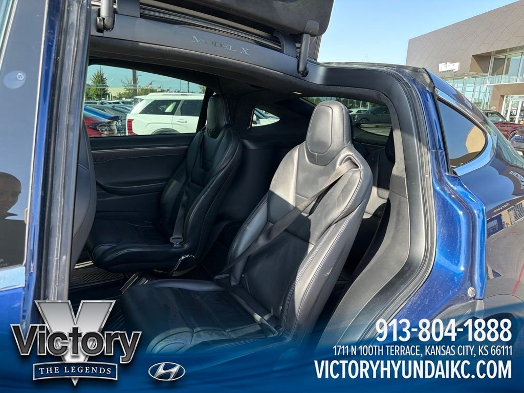 Used 2017 Blue Tesla 100D image 12