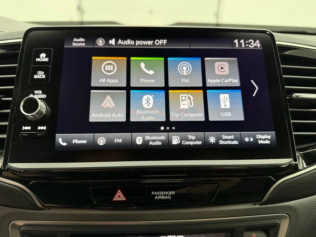 Used 2025 White Honda Sport image 5
