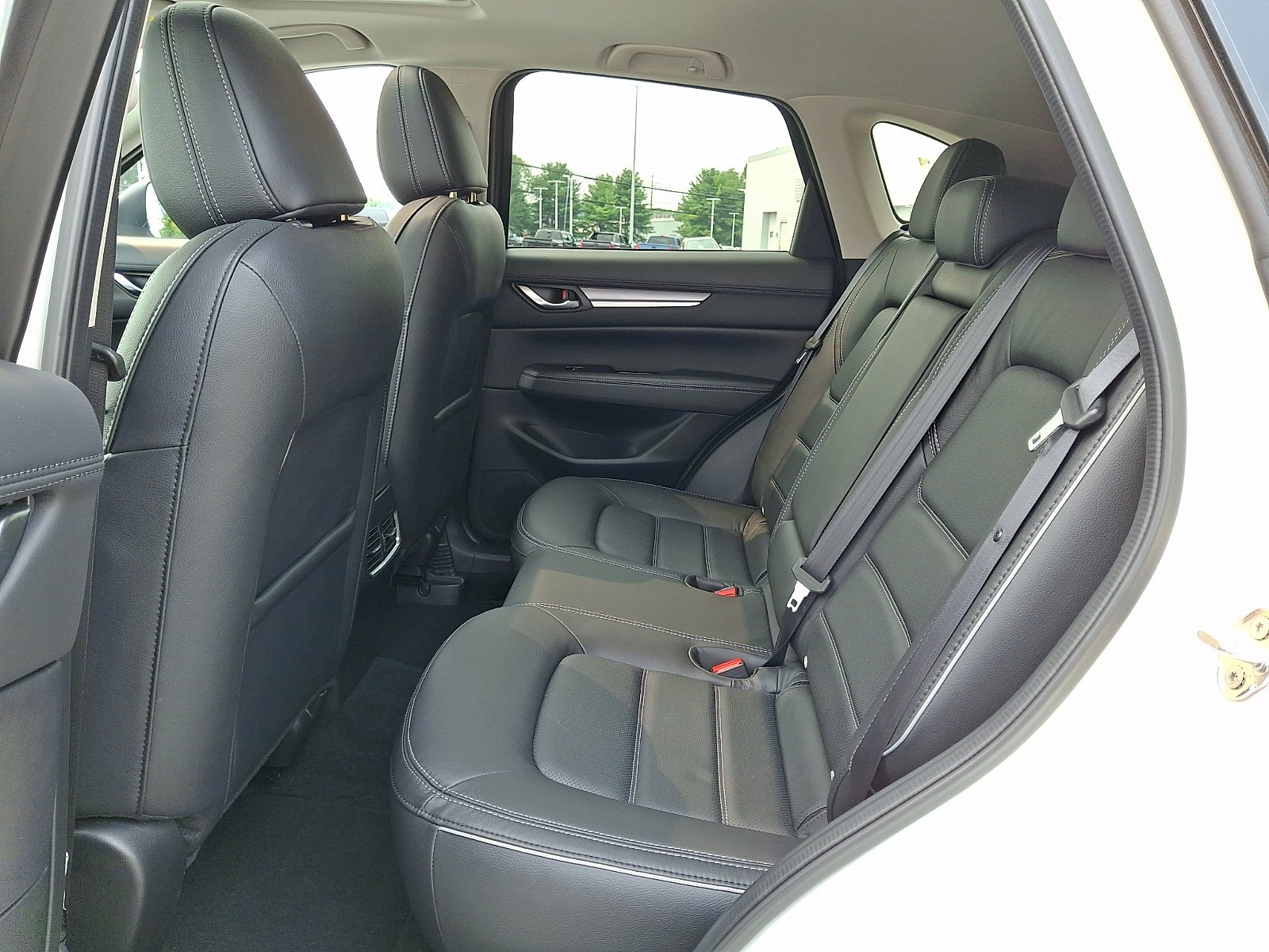 Certified Used 2024 Rhodium White Metallic Mazda 2.5 S Premium Package image 11