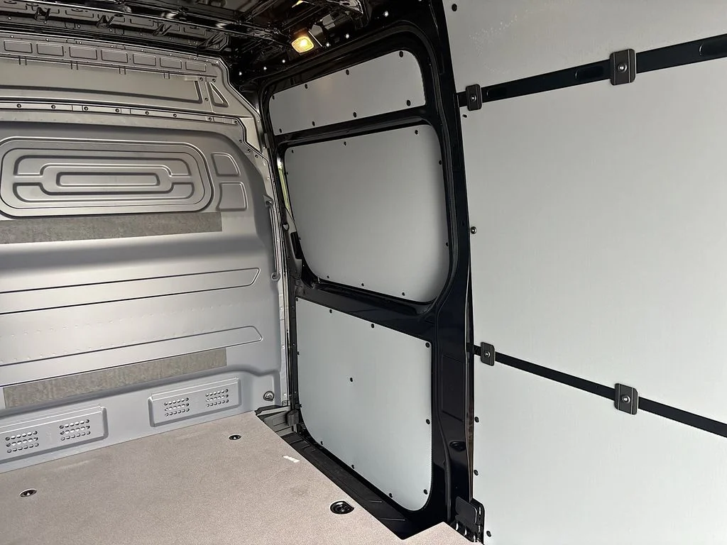 New 2026  Mercedes-Benz Cargo 170 WB image 15
